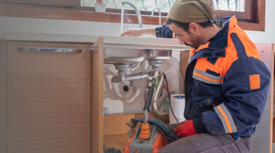 Local water heater installation in Rowena, TX